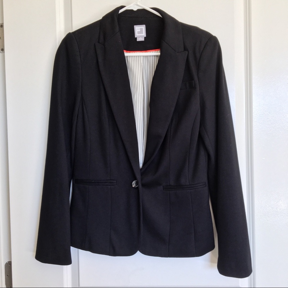 Black Blazer